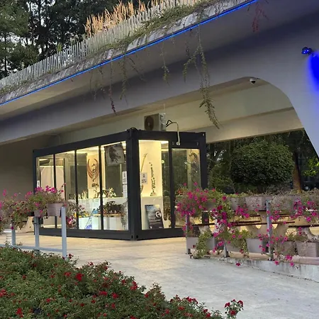 Stone Gate #2 Бухарест