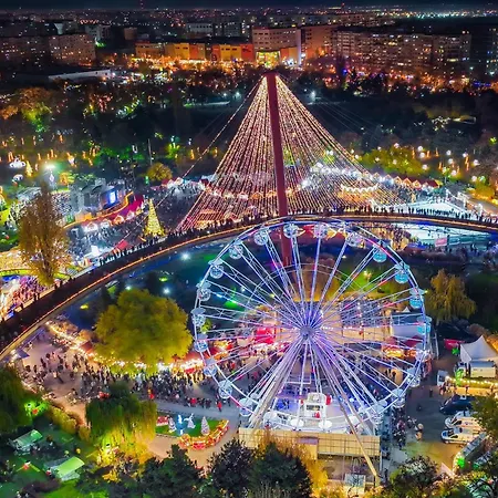 Stone Gate #2 * Βουκουρέστι