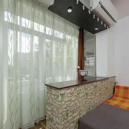 Stone Gate #2 Βουκουρέστι